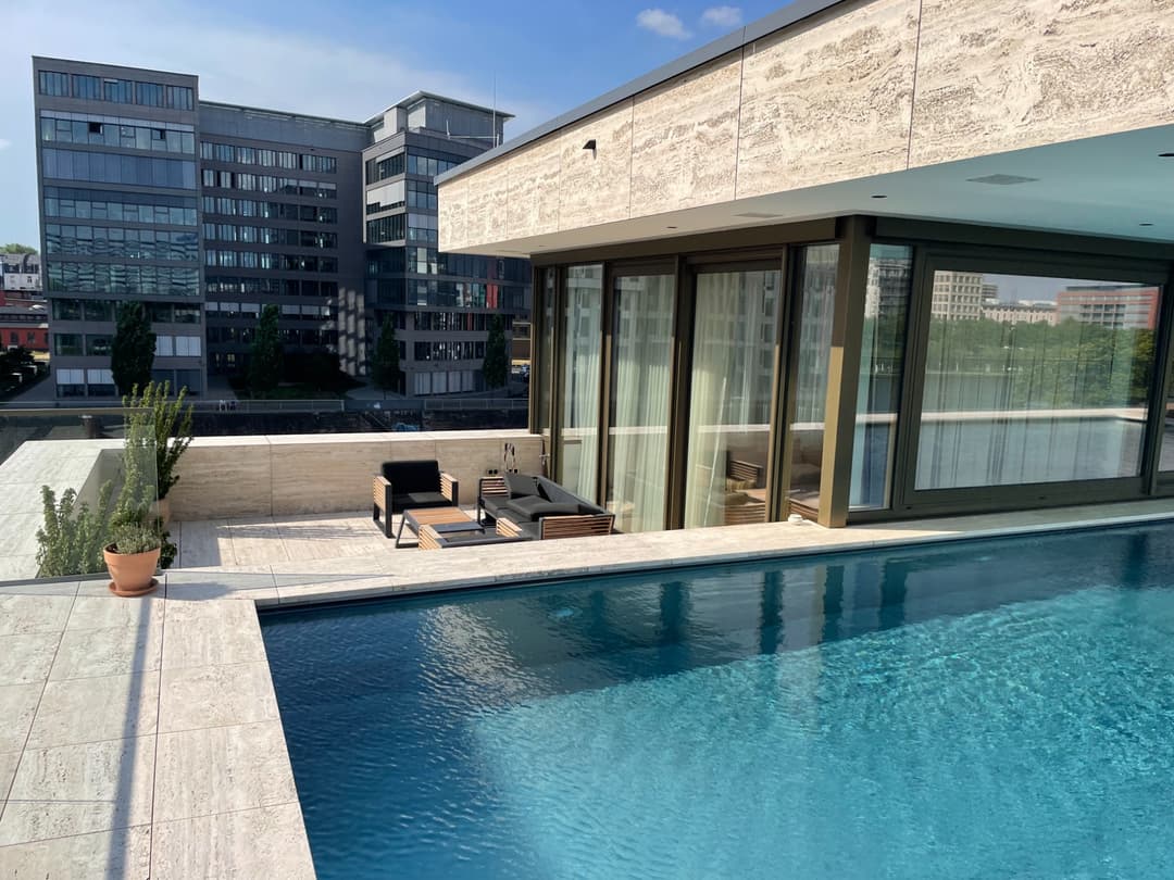 Main Suites Boutique Hotel